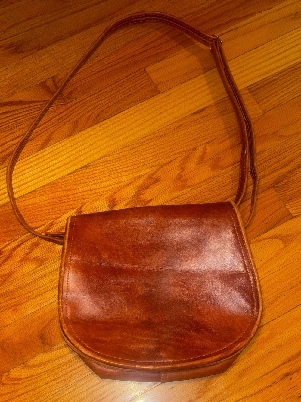 Genuine Leather Brown Saddle Shoulder Bag Purse Long Strap Suede Interior - Picture 4 of 8